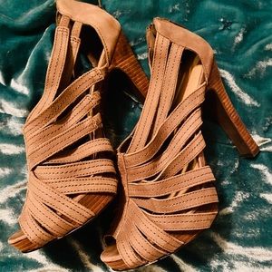 Levity scrappy heels